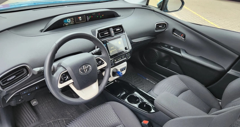 Toyota Prius cena 89700 przebieg: 6000, rok produkcji 2017 z Chorzele małe 667
